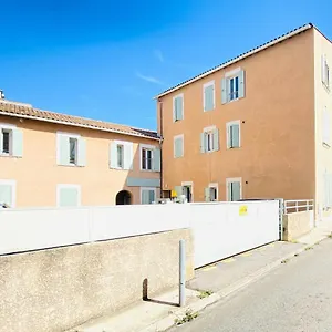 50m2-free Private Parking-self Check In !! 50m2 Intramuros-parking Prive Gratuit-arrivee Autonome!! Apartment Avignon